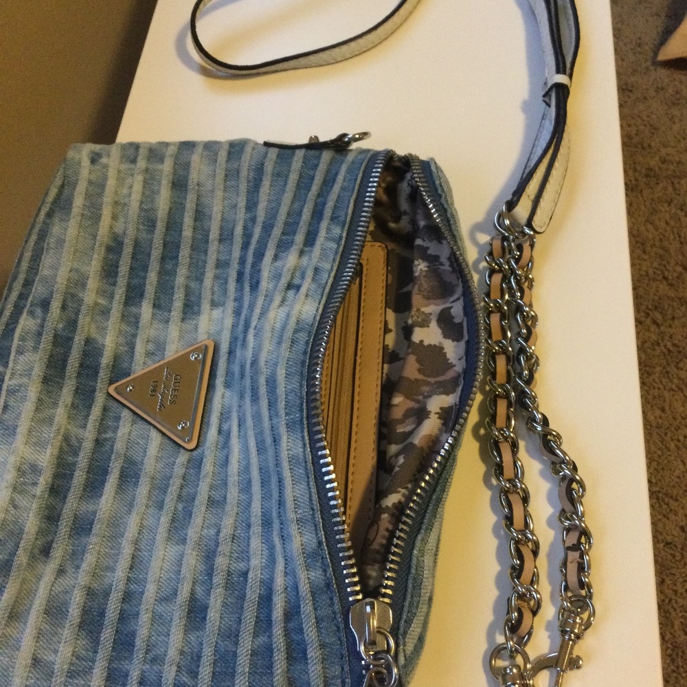 Guess crossbody